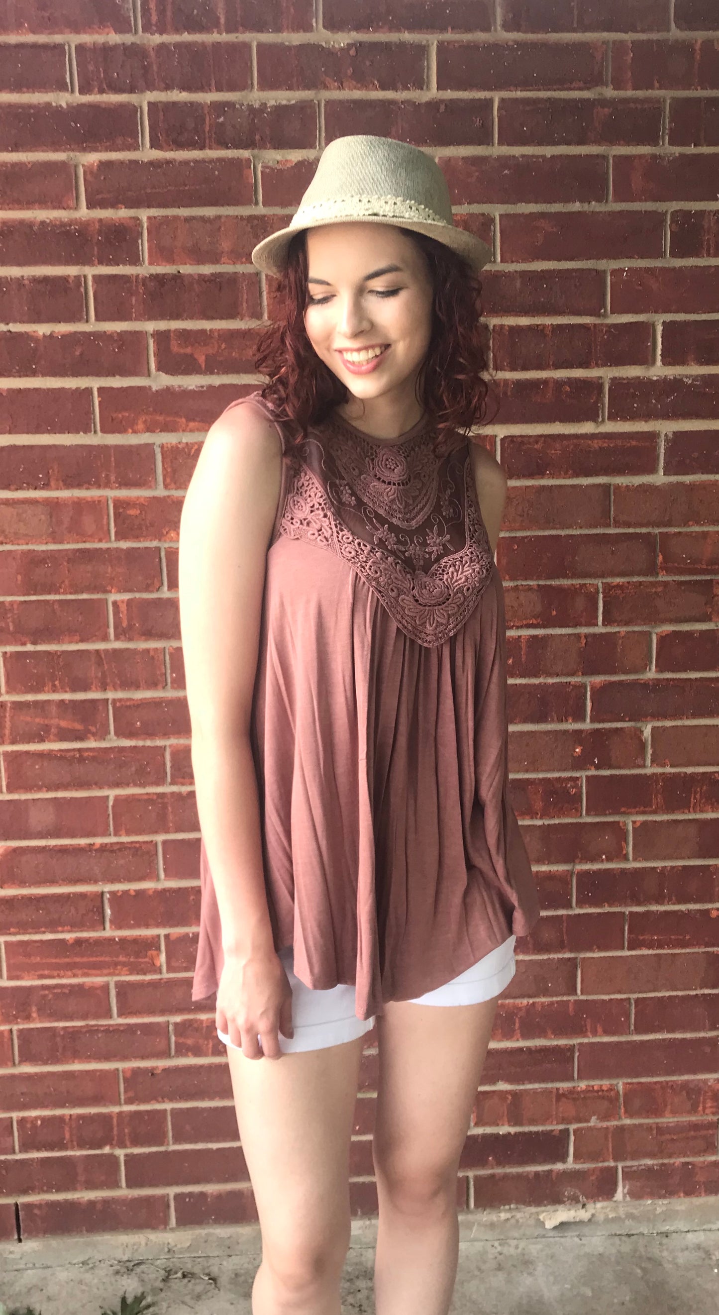 Vintage Lace Sleeveless Blouse